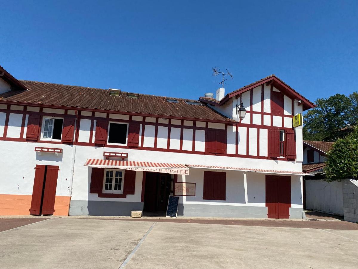 Auberge Chez Tante Ursule 康博莱班 外观 照片