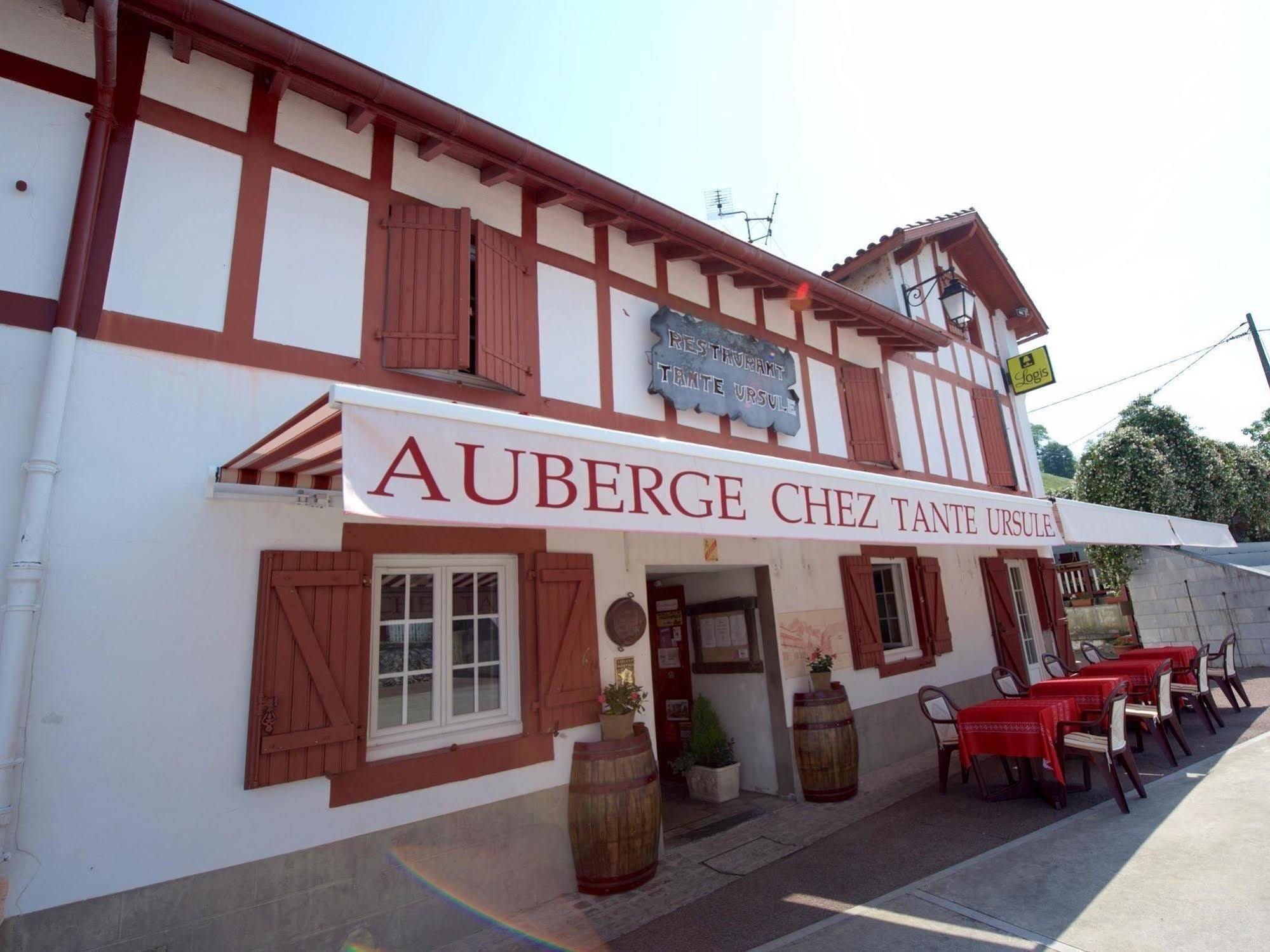 Auberge Chez Tante Ursule 康博莱班 外观 照片